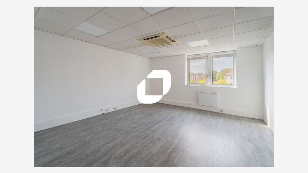 A louer Bureaux 80m² Versailles