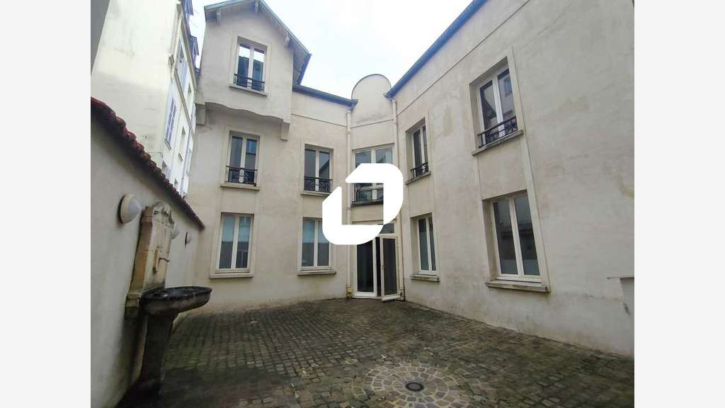 A louer Bureaux 47m² Versailles