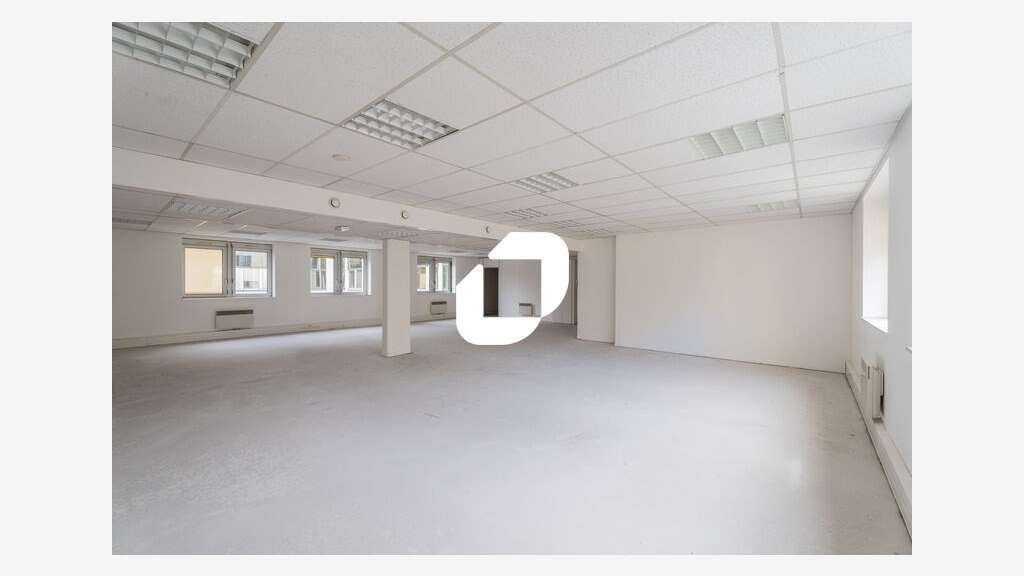 A louer Bureaux 145m² Versailles