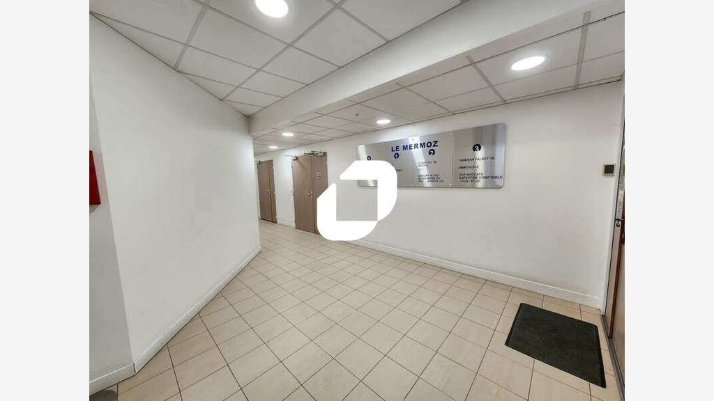 A louer Bureaux 145m² Versailles