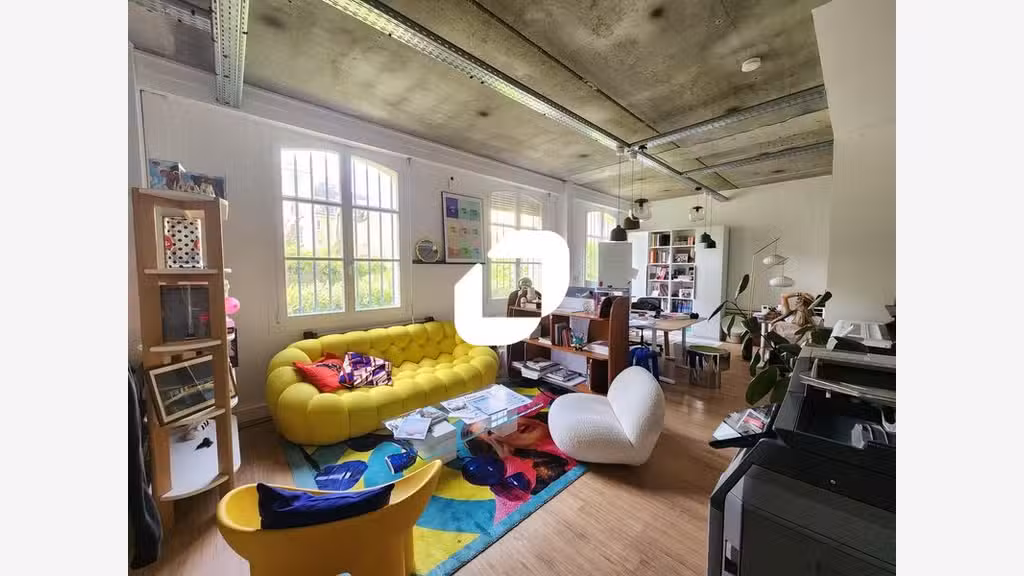 A louer Bureaux 99m² Versailles