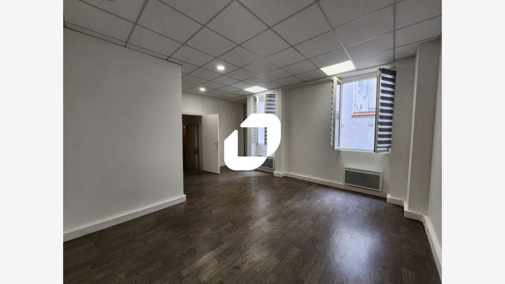 A louer Bureaux 28m² Versailles