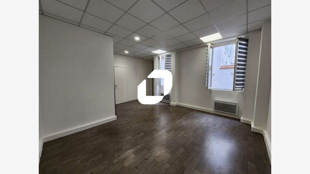 A louer Bureaux 28m² Versailles