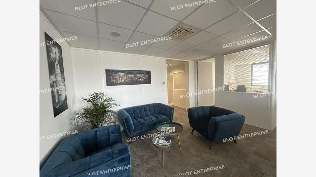 A louer bureaux 199m² RDC à Vertou