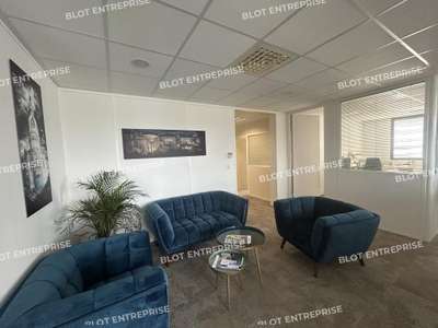 A louer bureaux 199m² RDC à Vertou