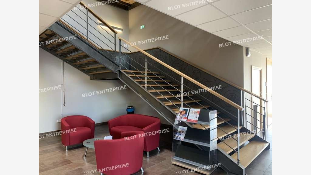 A louer bureaux 199m² RDC à Vertou