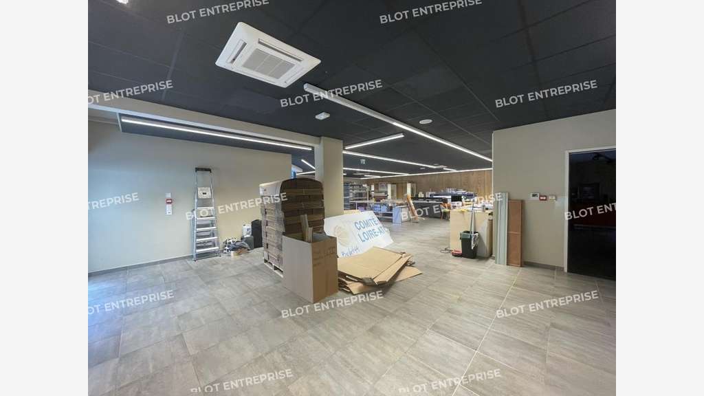 A louer bureaux indépendants de 192m² à Vertou