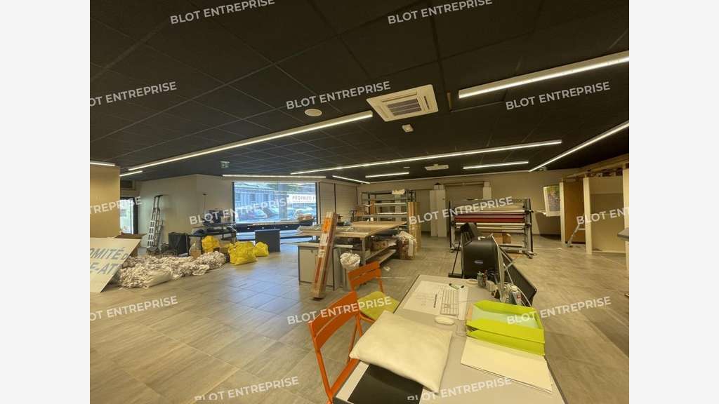 A louer bureaux indépendants de 192m² à Vertou