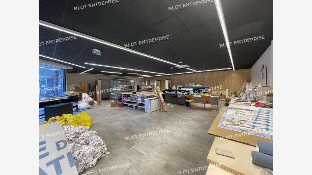 A louer bureaux indépendants de 192m² à Vertou
