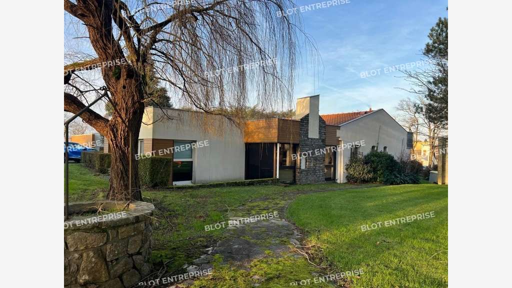A louer bureaux 100m² Porte de Vertou