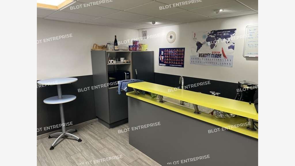 A louer bureaux 83m² proche Porte de Vertou