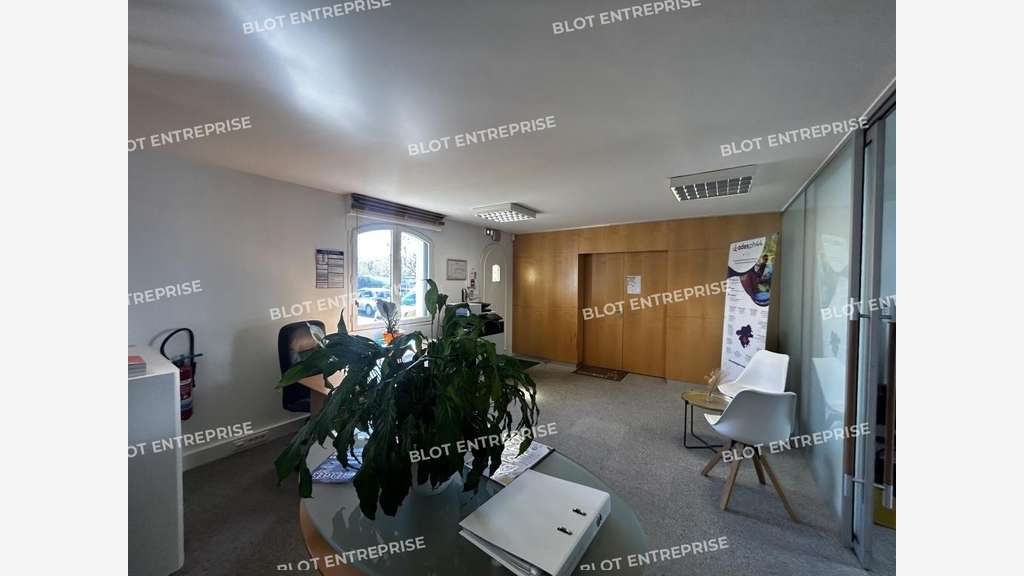 A louer bureaux 160m² à Vertou