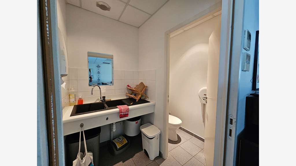 A louer bureaux de 94m² + parkings à Vertou