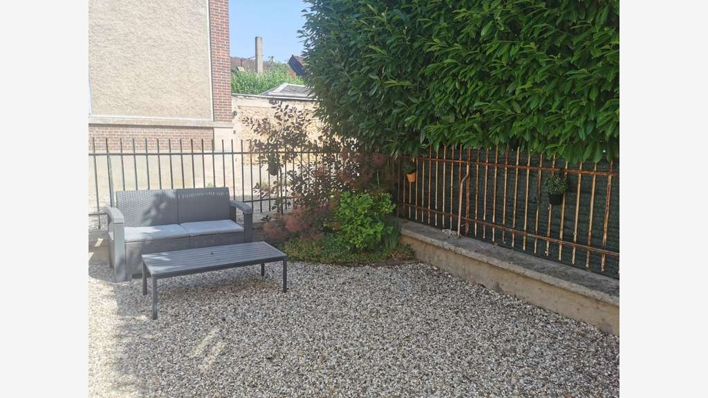 A louer bureau lumineux privatifs à Vexin-sur-Epte