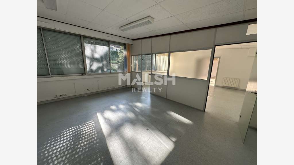 Bureaux à louer 210m² divisibles à Vienne