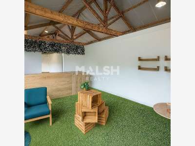 Bureaux à louer 285m² à Vienne