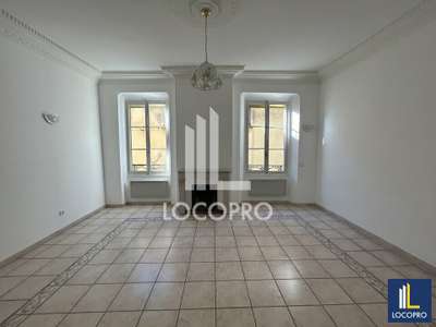 A louer bureaux 220m² dans le Vieux Nice Tribunal