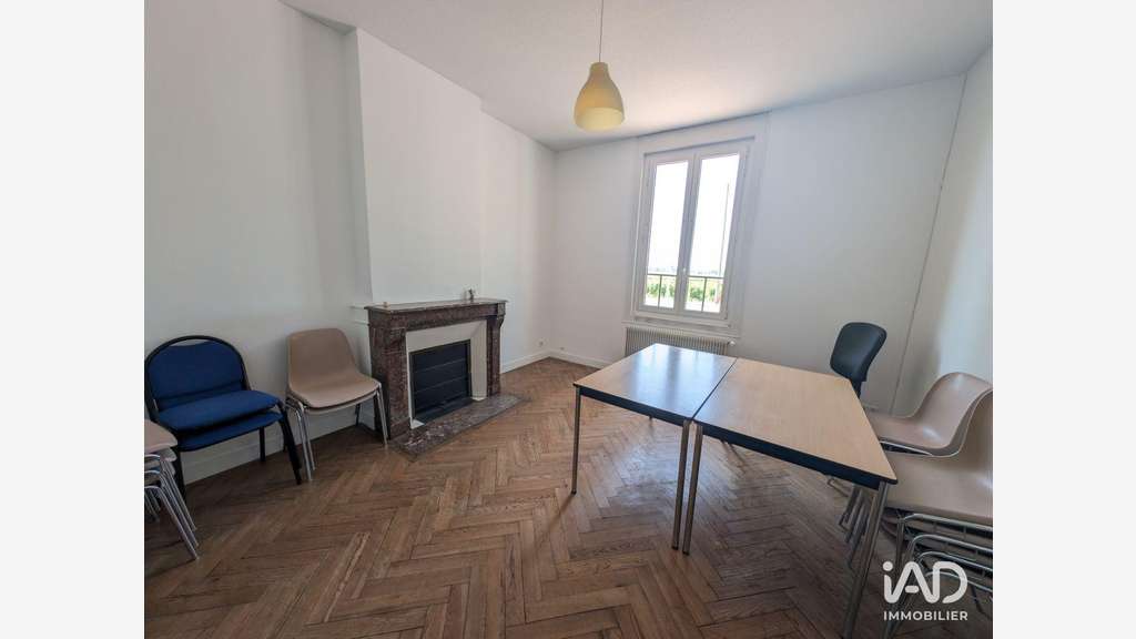 A louer bureaux de 145m² sur 2 niveaux à Vignonet