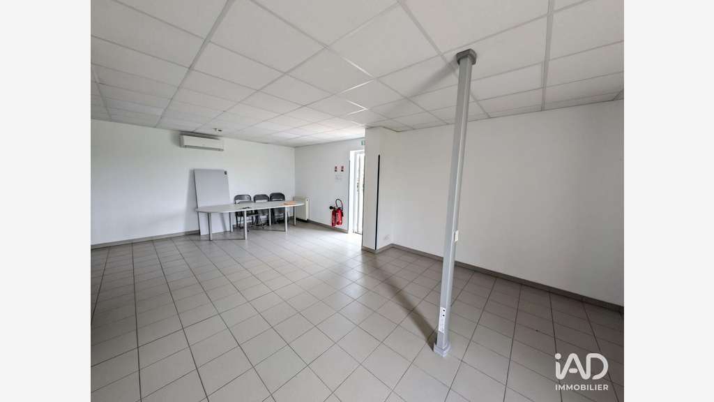 A louer bureau de 80m² en étage à Vignonet