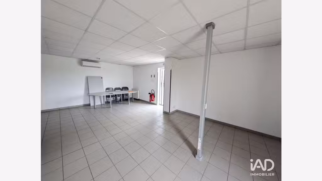 A louer bureau de 80m² en étage à Vignonet