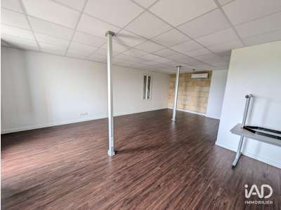 A louer bureau de 80m² en étage à Vignonet