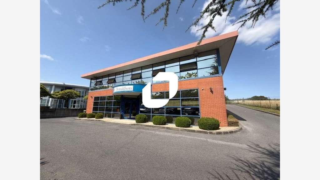 A louer Bureaux 867m² Vigny