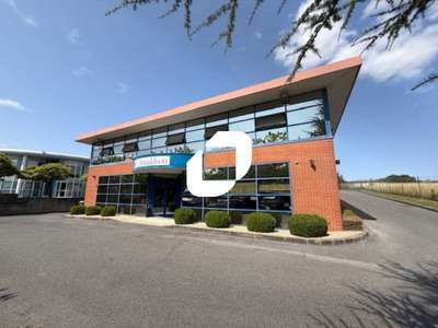 A louer Bureaux 867m² Vigny