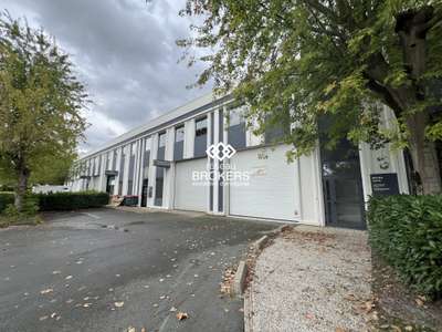 A louer bureau 61m² R+1 à Villebon ZA Courtaboeuf