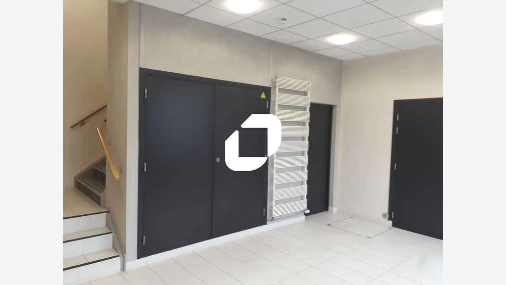 A louer Bureaux 301m² Villebon sur yvette