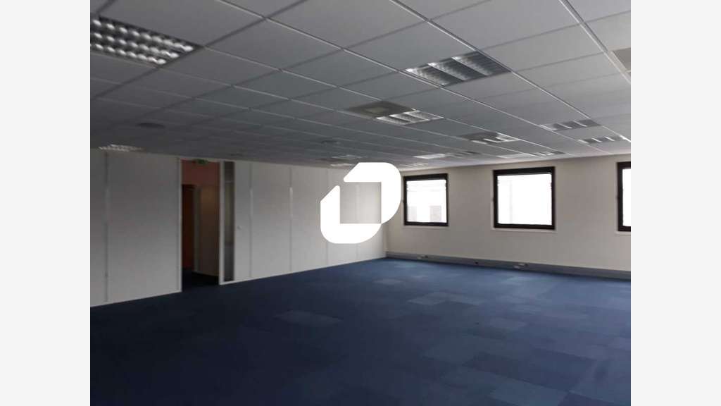 A louer Bureaux 890m² Villebon sur yvette
