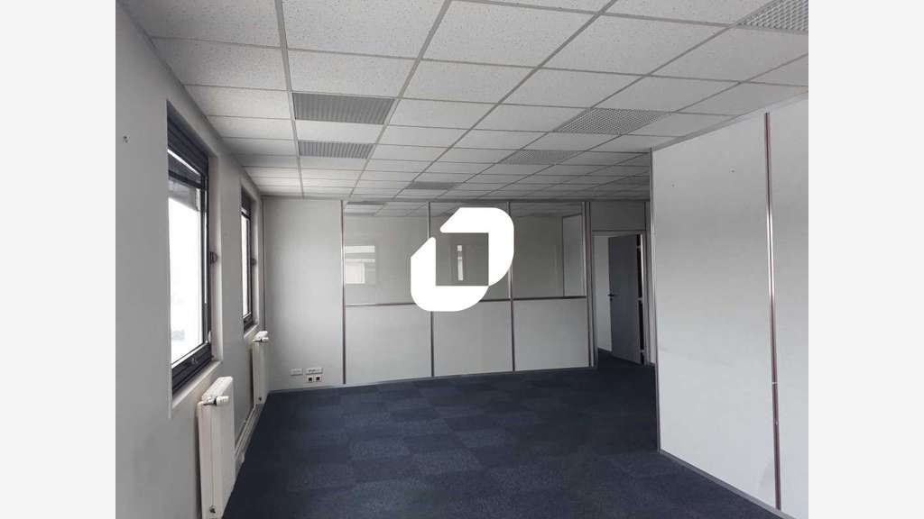 A louer Bureaux 890m² Villebon sur yvette