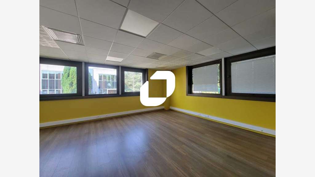 A louer Bureaux 165m² Villebon sur yvette