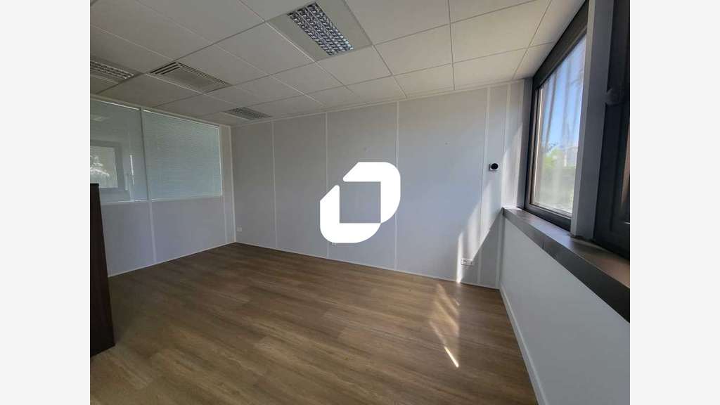 A louer Bureaux 165m² Villebon sur yvette