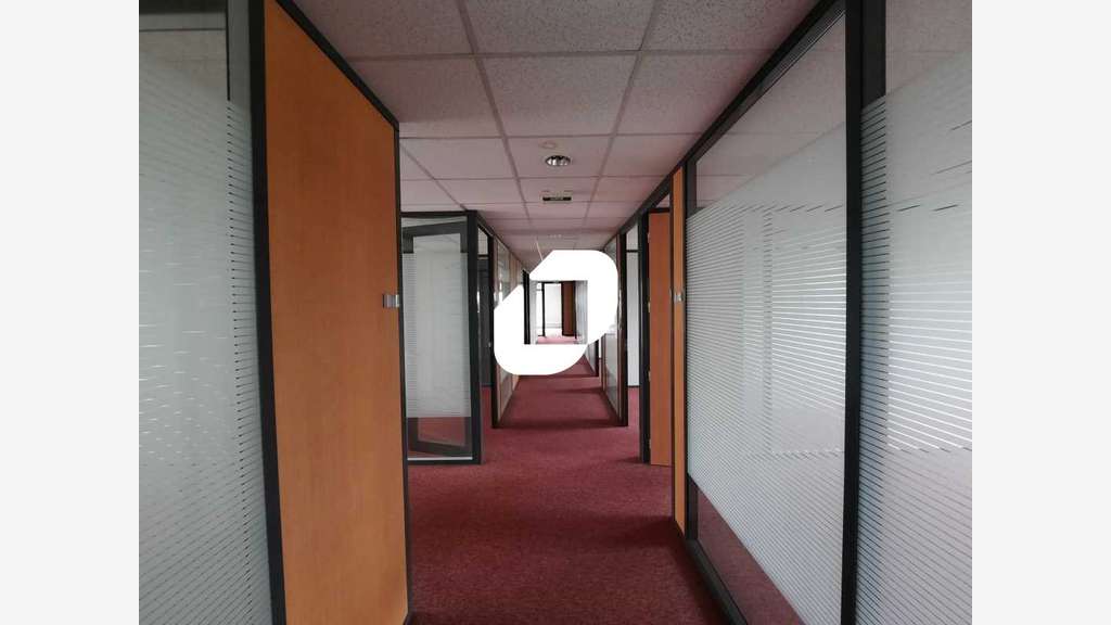 A louer Bureaux 869m² Villebon sur yvette