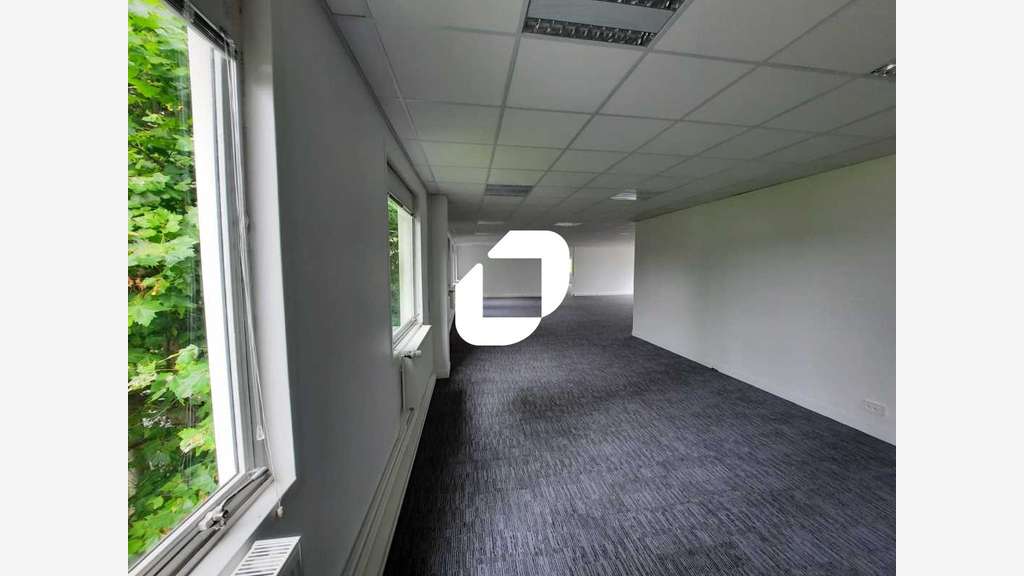 A louer Bureaux 175m² Villebon sur yvette