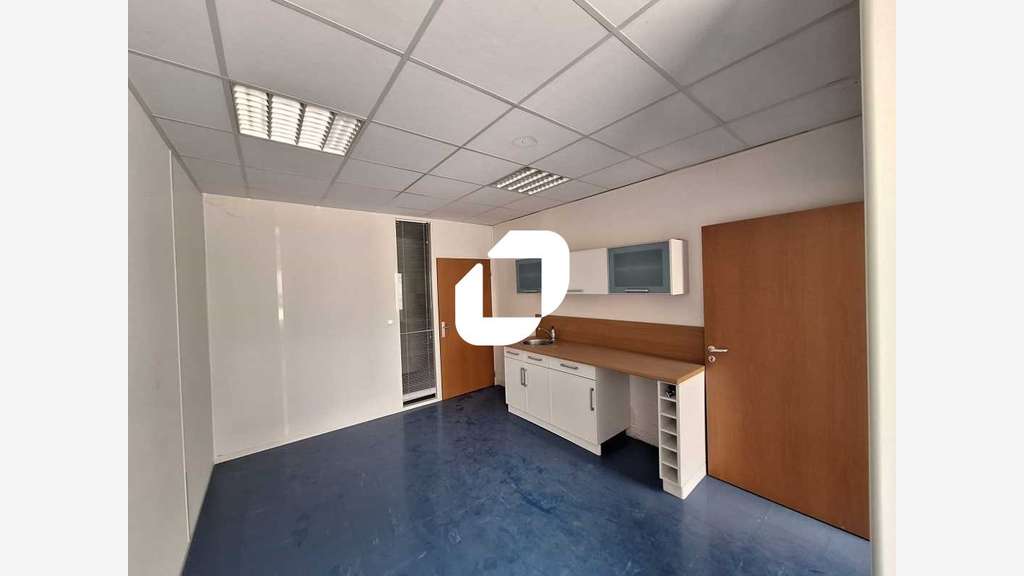 A louer Bureaux 162m² Villebon sur yvette