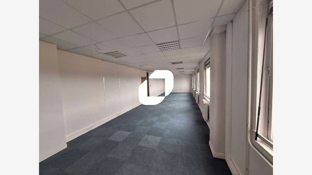 A louer Bureaux 162m² Villebon sur yvette