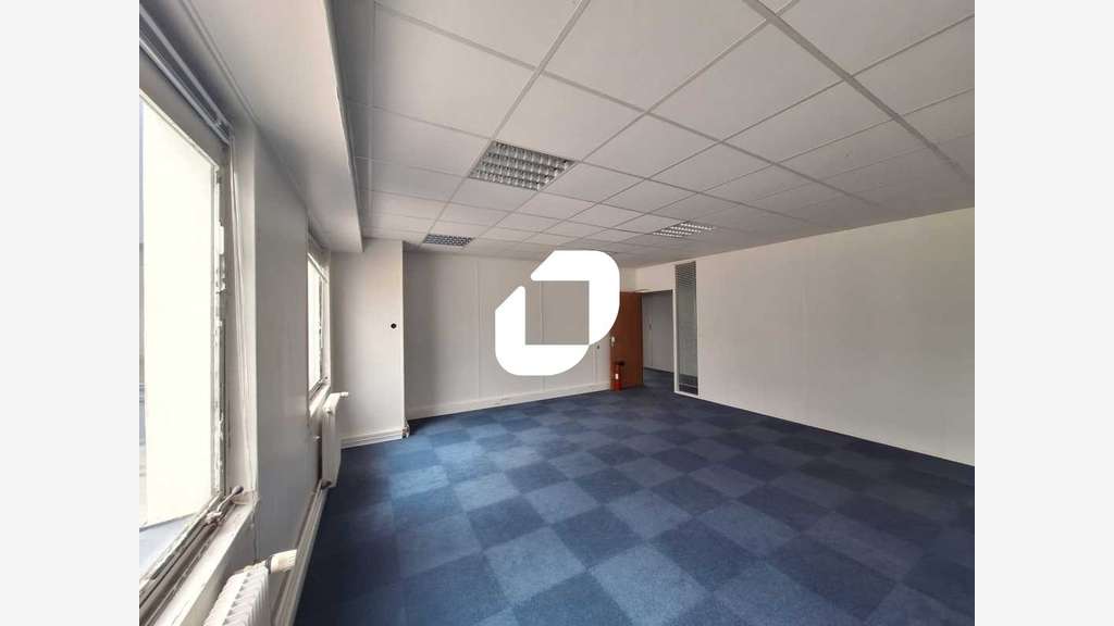 A louer Bureaux 303m² Villebon sur yvette