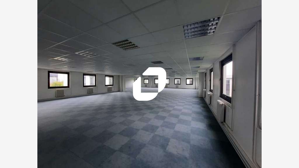 A louer Bureaux 694m² Villebon sur yvette
