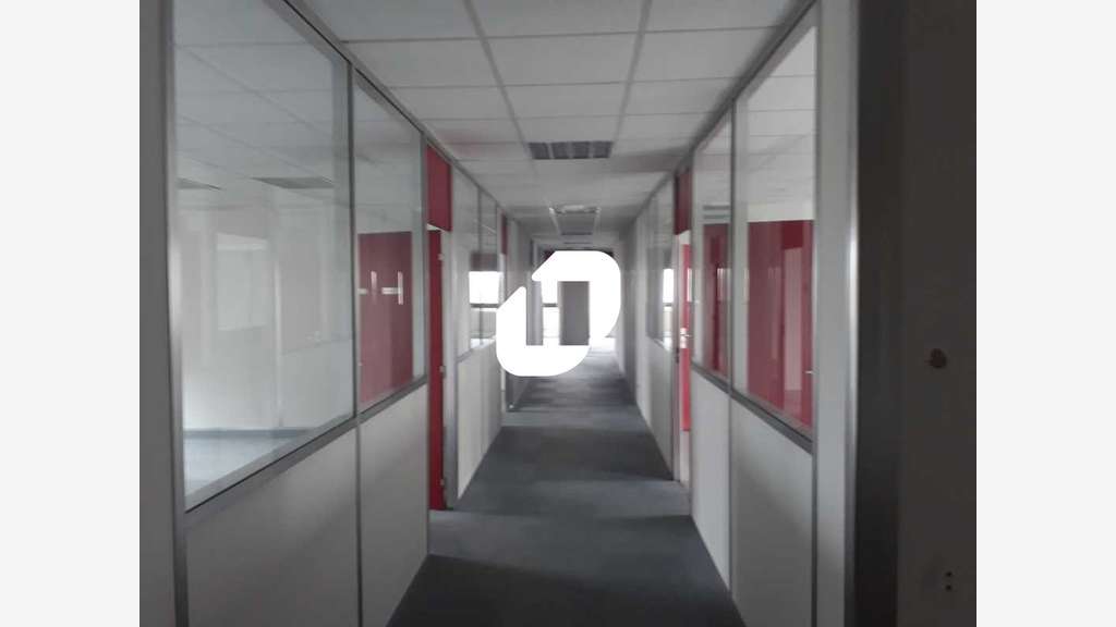 A louer Bureaux 694m² Villebon sur yvette