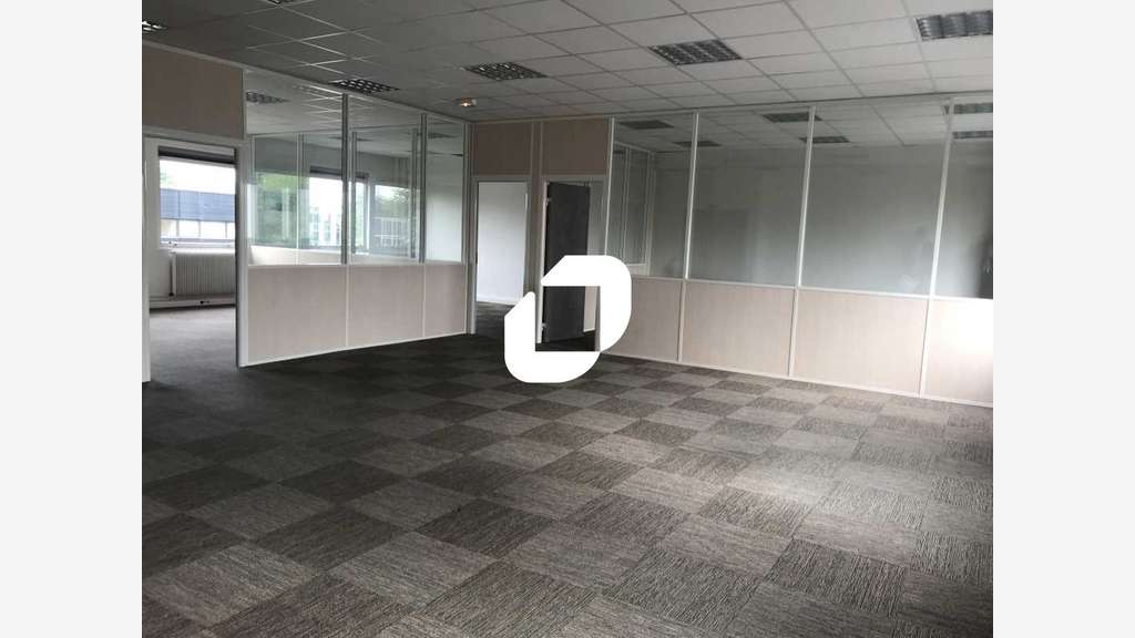 A louer Bureaux 140m² Villebon sur yvette