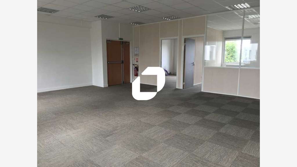 A louer Bureaux 325m² Villebon sur yvette