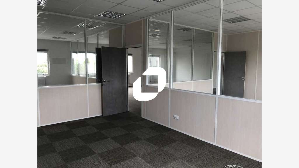 A louer Bureaux 347m² Villebon sur yvette