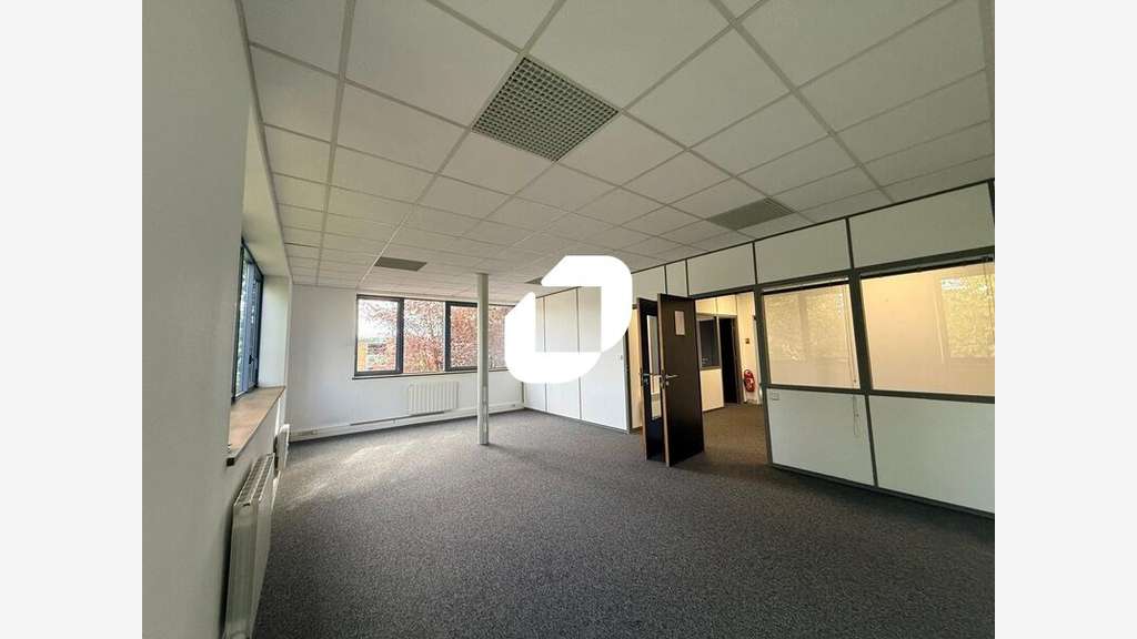 A louer Bureaux 161m² Villebon sur yvette
