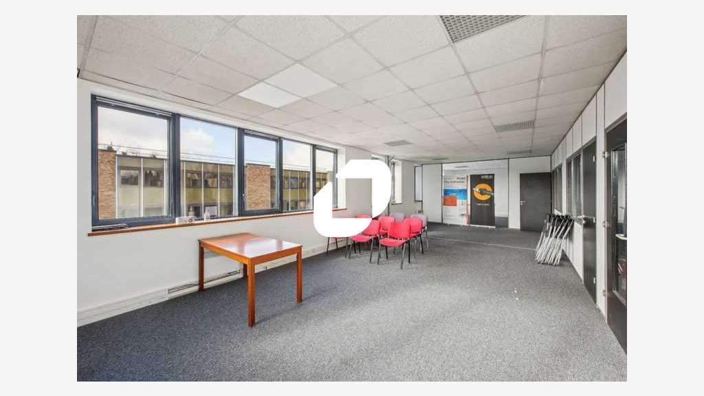 A louer Bureaux 161m² Villebon sur yvette