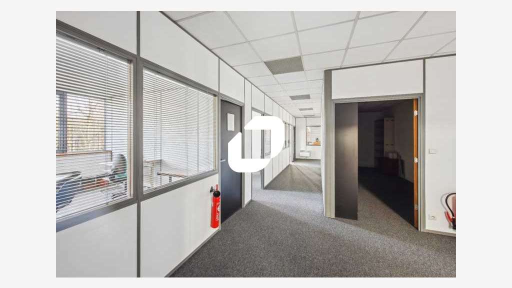 A louer Bureaux 161m² Villebon sur yvette