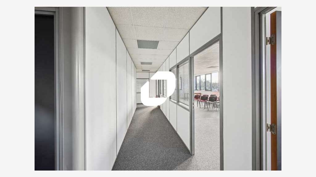 A louer Bureaux 161m² Villebon sur yvette