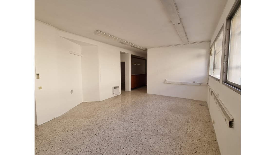 Bureaux à louer 74m² à Villefranche sur Mer