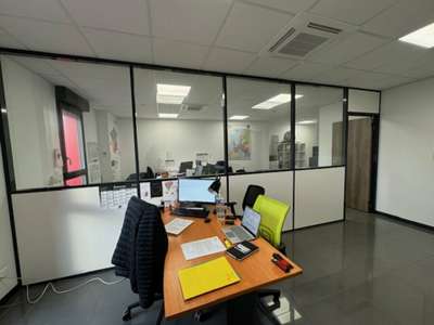 A louer bureaux 47m² à Villefranche-sur-Saône Sud