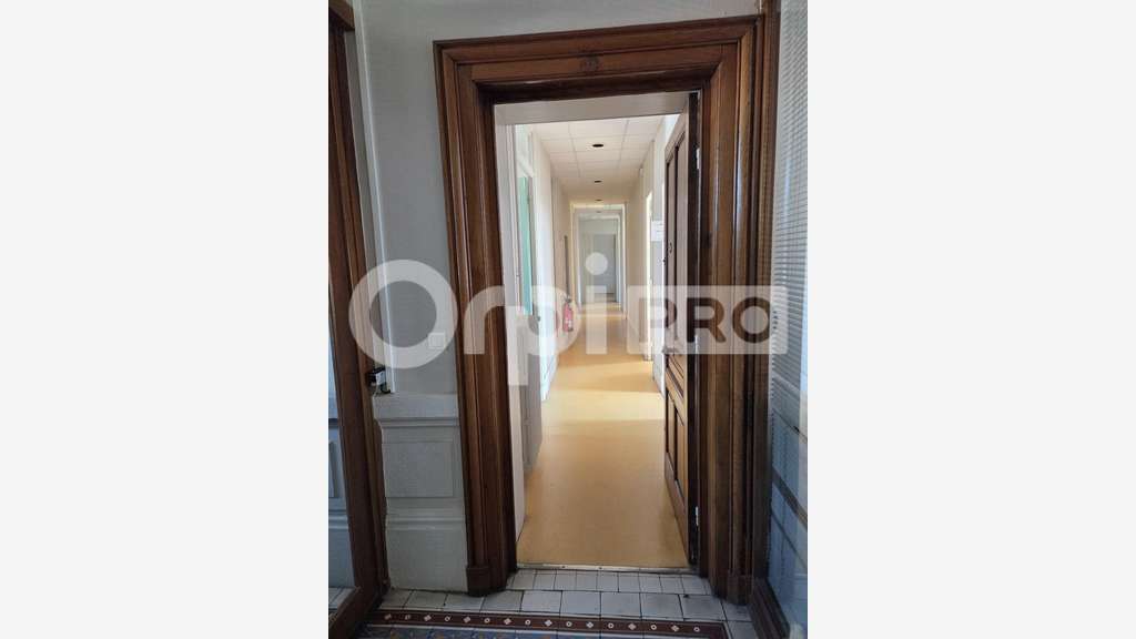 Bureau 480m² à louer à Villefranche